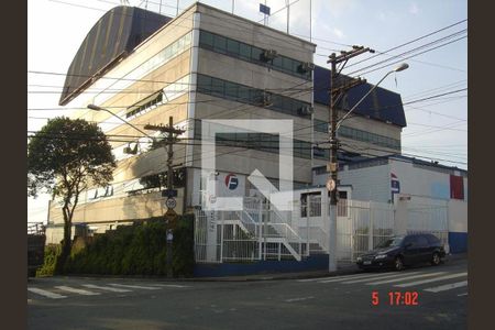 Foto 06 de casa à venda com 3 quartos, 234m² em Vila Tolstoi, São Paulo