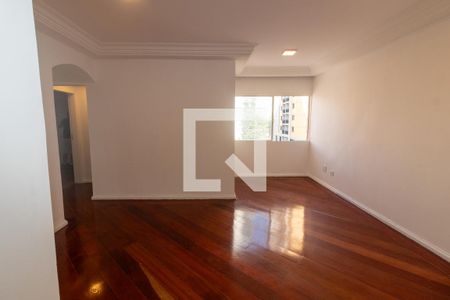 Sala de apartamento para alugar com 2 quartos, 70m² em Indianópolis, São Paulo