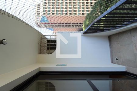Varanda de apartamento à venda com 3 quartos, 75m² em Vila Olímpia, São Paulo