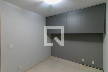 Apartamento à venda com 4 quartos, 108m² em Buritis, Belo Horizonte