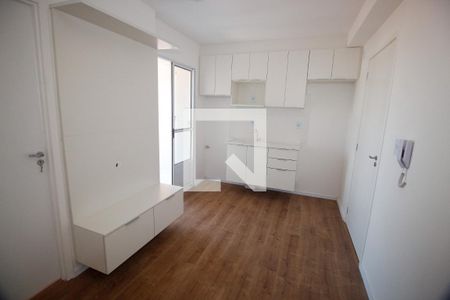 Sala e cozinha de apartamento para alugar com 2 quartos, 31m² em Jardim Monte Kemel, São Paulo