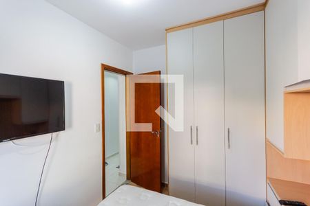 Quarto 1 de apartamento para alugar com 2 quartos, 50m² em Parque das Nações, Santo André