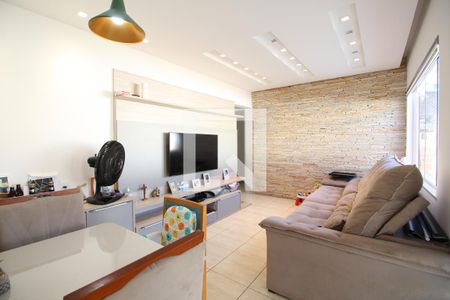 Sala de casa de condomínio à venda com 3 quartos, 243m² em Freguesia (jacarepaguá), Rio de Janeiro
