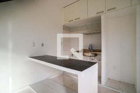 Cozinha de apartamento à venda com 1 quarto, 32m² em Maravista, Niterói