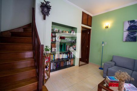 Sala de casa à venda com 3 quartos, 200m² em Luz, São Paulo