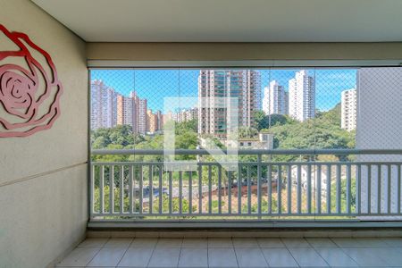 Varanda Sala de apartamento à venda com 3 quartos, 118m² em Vila Sonia, São Paulo