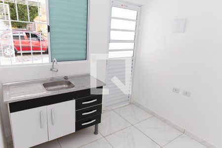 Cozinha de casa para alugar com 1 quarto, 17m² em Gopouva, Guarulhos