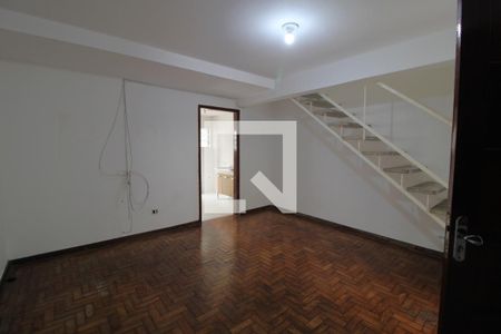 Sala de casa para alugar com 2 quartos, 90m² em Socorro, São Paulo