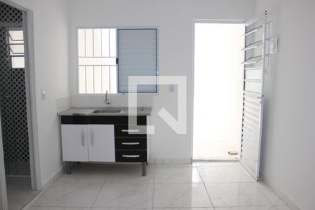 Cozinha de kitnet/studio para alugar com 1 quarto, 17m² em Gopouva, Guarulhos