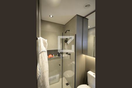 Banheiro de apartamento à venda com 2 quartos, 59m² em Vila Dom Pedro I, São Paulo