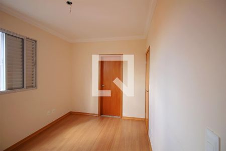 Suite de apartamento para alugar com 3 quartos, 67m² em Sagrada Família, Belo Horizonte
