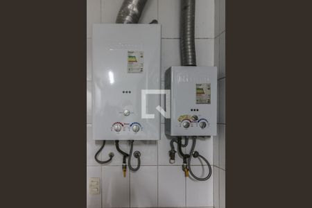 Casa de condomínio à venda com 650m², 3 quartos e 3 vagas Casa de condomínio à venda com 650m², 3 quartos e 3 vagasÁrea de Serviço