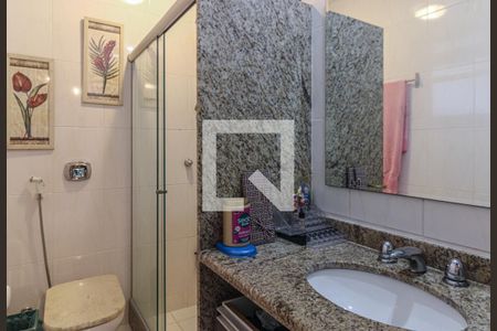 Casa de condomínio à venda com 650m², 3 quartos e 3 vagas Casa de condomínio à venda com 650m², 3 quartos e 3 vagasSuíte 3 - Banheiro