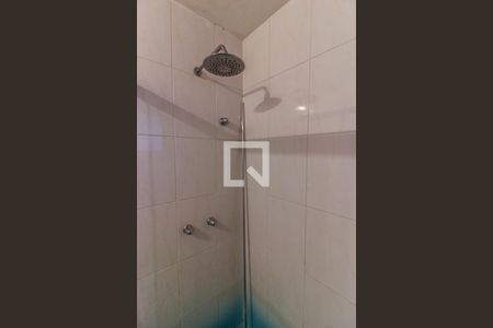 Casa de condomínio à venda com 650m², 3 quartos e 3 vagas Casa de condomínio à venda com 650m², 3 quartos e 3 vagasSuíte 1 - Banheiro 1