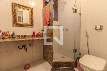 Casa de condomínio à venda com 650m², 3 quartos e 3 vagas Casa de condomínio à venda com 650m², 3 quartos e 3 vagasSuíte 2 - Banheiro