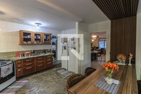 Casa de condomínio à venda com 650m², 3 quartos e 3 vagas Casa de condomínio à venda com 650m², 3 quartos e 3 vagasCozinha