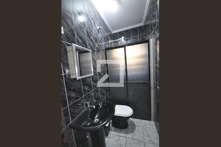 Banheiro de casa para alugar com 1 quarto, 32m² em Vila Nova Carolina, São Paulo