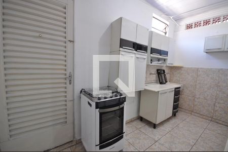 Cozinha e Área de Serviço de casa para alugar com 1 quarto, 32m² em Vila Nova Carolina, São Paulo