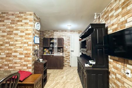 Apartamento à venda com 170m², 5 quartos e 1 vaga Apartamento à venda com 170m², 5 quartos e 1 vagaCozinha e Área de Serviço