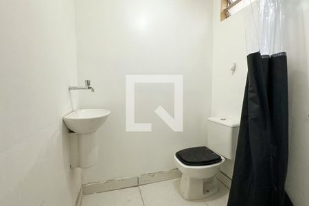 Apartamento à venda com 170m², 5 quartos e 1 vaga Apartamento à venda com 170m², 5 quartos e 1 vagaBanheiro de serviço
