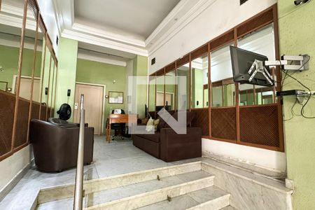 Apartamento à venda com 170m², 5 quartos e 1 vaga Apartamento à venda com 170m², 5 quartos e 1 vagaEntrada