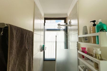 Apartamento à venda com 170m², 5 quartos e 1 vaga Apartamento à venda com 170m², 5 quartos e 1 vagaBanheiro Suíte 3