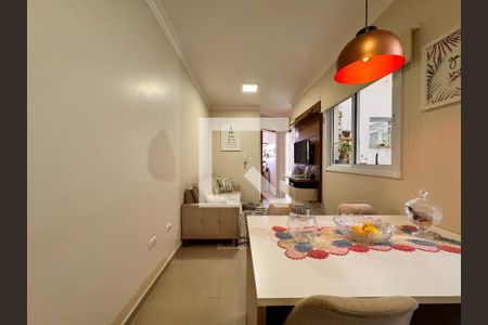 Sala de apartamento à venda com 2 quartos, 49m² em Vila Eldízia, Santo André