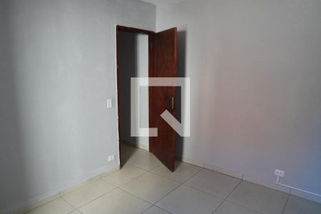 Quarto 2 de casa para alugar com 2 quartos, 110m² em Parque Marabá, Taboão da Serra