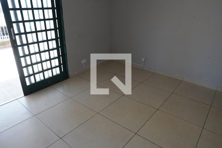 Sala de casa para alugar com 2 quartos, 110m² em Parque Marabá, Taboão da Serra