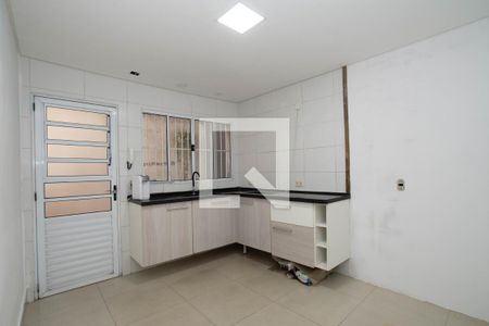 Sala/Cozinha de casa para alugar com 1 quarto, 30m² em Jardim Santa Helena, Guarulhos