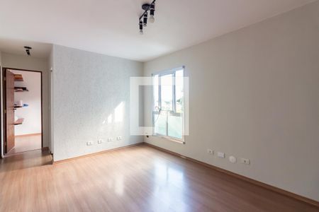 Sala  de apartamento para alugar com 2 quartos, 50m² em Piratininga, Osasco