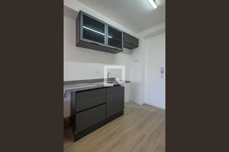 Sala/Cozinha de kitnet/studio para alugar com 1 quarto, 29m² em Pinheiros, São Paulo