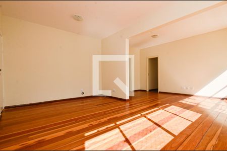Sala de apartamento à venda com 3 quartos, 120m² em Carmo, Belo Horizonte