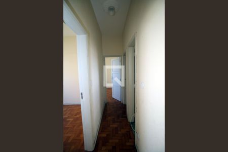 Corredor de apartamento para alugar com 3 quartos, 75m² em Penha, Rio de Janeiro