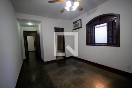 Suíte de casa para alugar com 4 quartos, 299m² em Barra da Tijuca, Rio de Janeiro