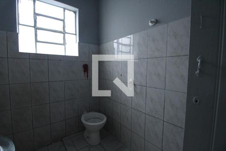 Banheiro de casa para alugar com 1 quarto, 35m² em Chácara Califórnia, São Paulo