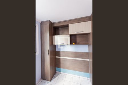 Armário de apartamento para alugar com 2 quartos, 50m² em Parque das Nações, Santo André