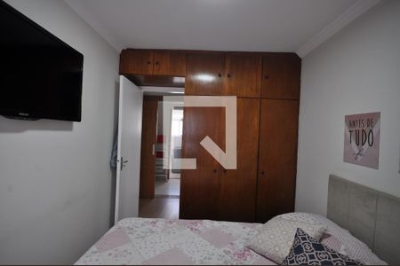 Quarto 1 de apartamento para alugar com 2 quartos, 57m² em Vila Cachoeira, São Paulo