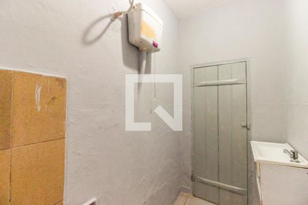 Banheiro de casa para alugar com 1 quarto, 20m² em Chácara Califórnia, São Paulo