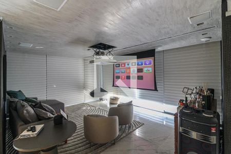 Sala de TV de apartamento à venda com 4 quartos, 483m² em Barra da Tijuca, Rio de Janeiro