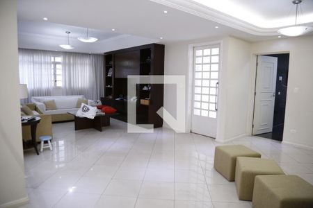 Sala de casa à venda com 4 quartos, 264m² em City América, São Paulo