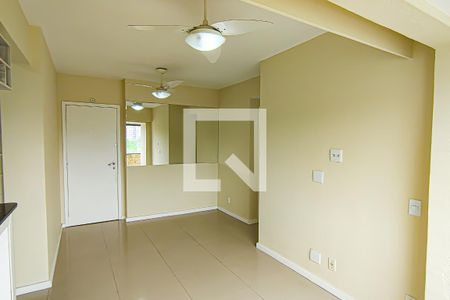 Sala de apartamento à venda com 2 quartos, 60m² em Jacarepaguá, Rio de Janeiro