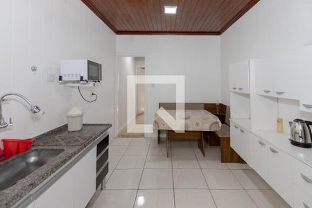Cozinha de casa para alugar com 1 quarto, 35m² em Jardim Aeroporto, São Paulo