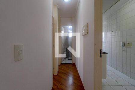 Corredor de apartamento à venda com 2 quartos, 46m² em Vila Arriete, São Paulo