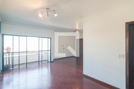 Sala de apartamento para alugar com 3 quartos, 140m² em Vila Floresta, Santo André