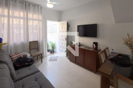 Sala de estar e jantar de casa para alugar com 2 quartos, 100m² em Aparecida, Santos