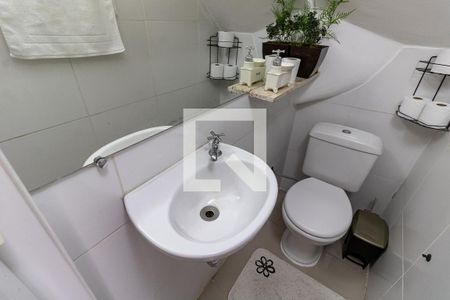 Lavabo de casa à venda com 3 quartos, 100m² em Jardim Santa Emilia, São Paulo