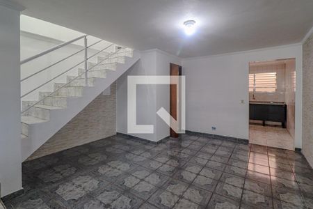 Sala de casa para alugar com 2 quartos, 100m² em Jardim República, São Paulo