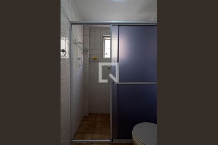 banheiro social_2 de apartamento para alugar com 1 quarto, 42m² em Liberdade, São Paulo