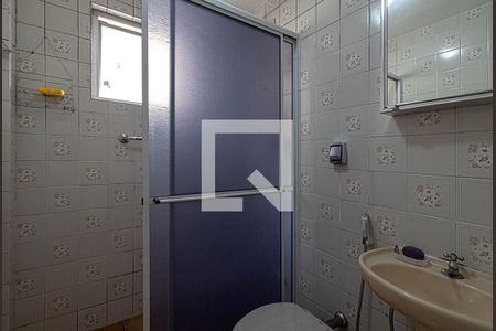 banheiro social_1 de apartamento para alugar com 1 quarto, 42m² em Liberdade, São Paulo